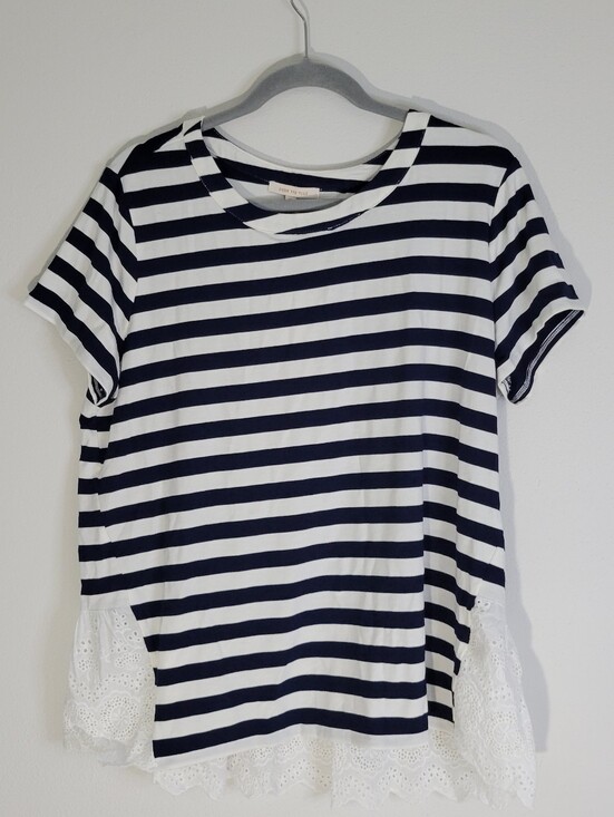 Skies Are Blue Tops - Skies Are Blue Navy and White Striped Navy and White Striped‎ Tee with Lace Hem.